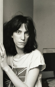 patti smith posing in doorway