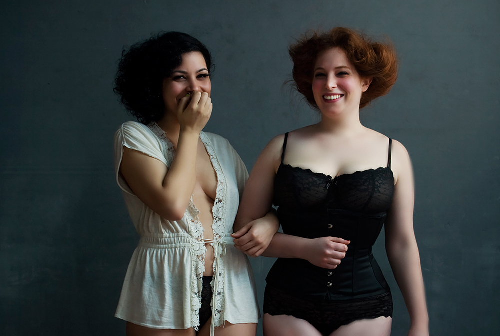 Adrian Buckmaster photography, Sarah and Samara, Ring master