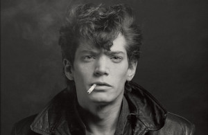 robert mapplethorpe look at the pictures