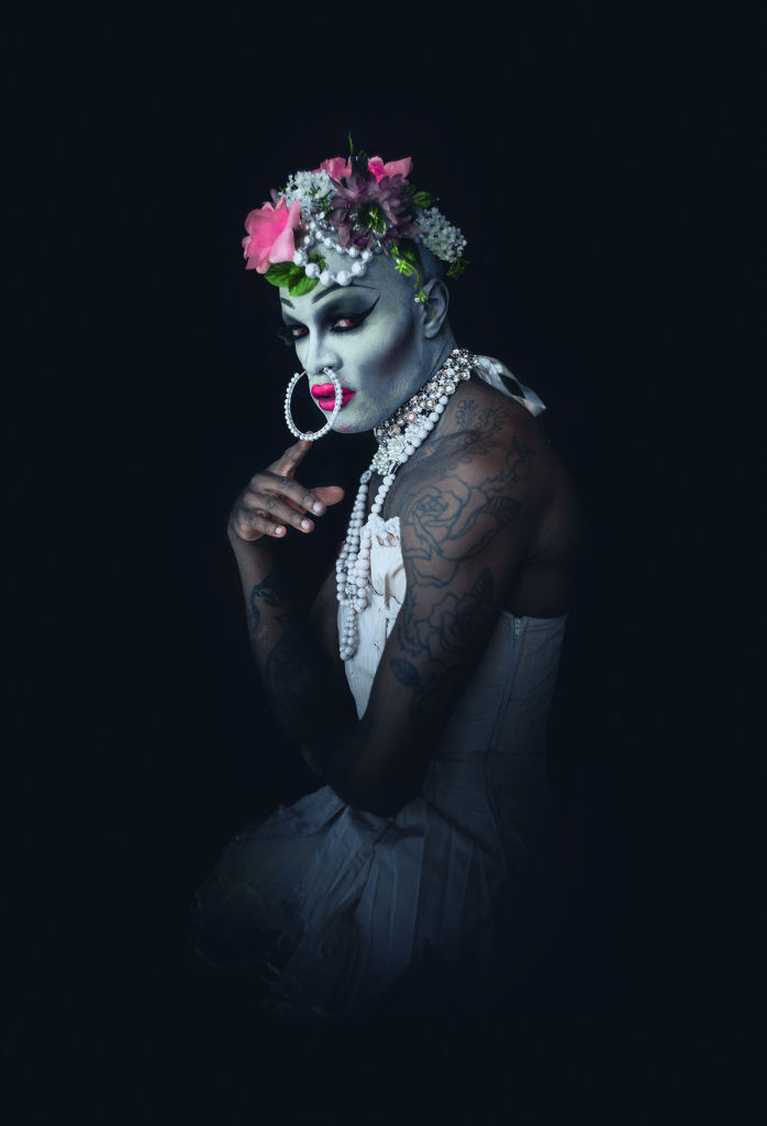 Damien Frost photography, Imma Mess on Berwick St.