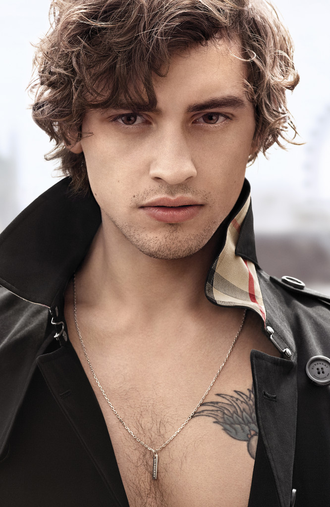 burberry ad, male model wearing a burberry trench coat