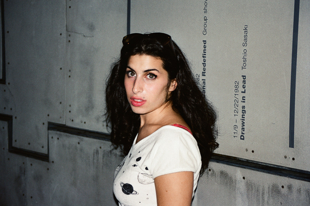  Amy