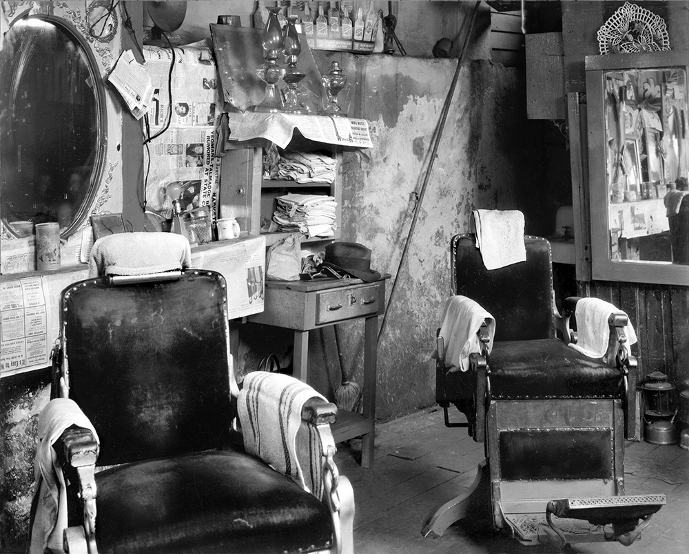 Walker Evans photography at The High museum of art Atlanta, Barbershop Duet