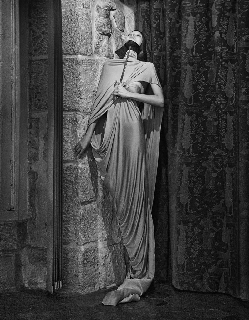10_f4_haute_a_porter_filep_motwary_modemuseum_hasselt_kxg_artisanal_collection_c01_2014_photo_krishna_godhead_yatzer