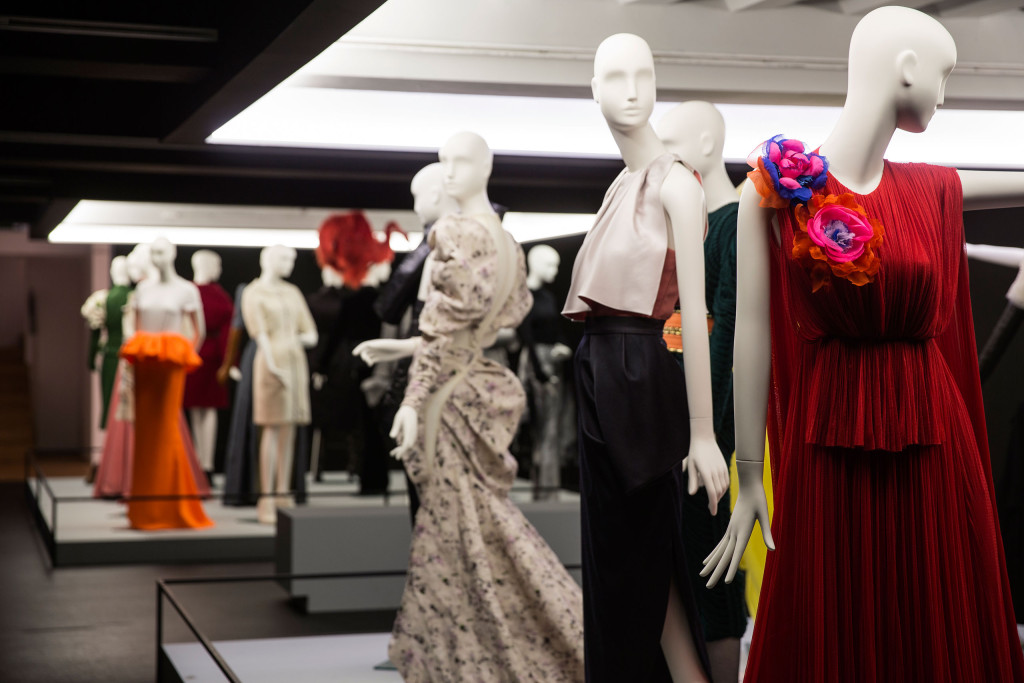 15_p6_haute_a_porter_filep_motwary_modemuseum_hasselt_photo_kristof_vrancken_yatzer