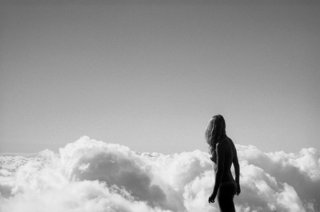 BLACKWHITE_SURF_076kt