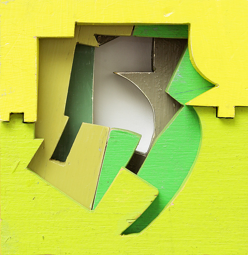 Looking Into Green (2015), by Mike Wright. Found painted wood, 5 x 5 x 3 inches. Private collection. © Mike Wright. Photo: Courtesy Alden Gallery, Provincetown, MA.