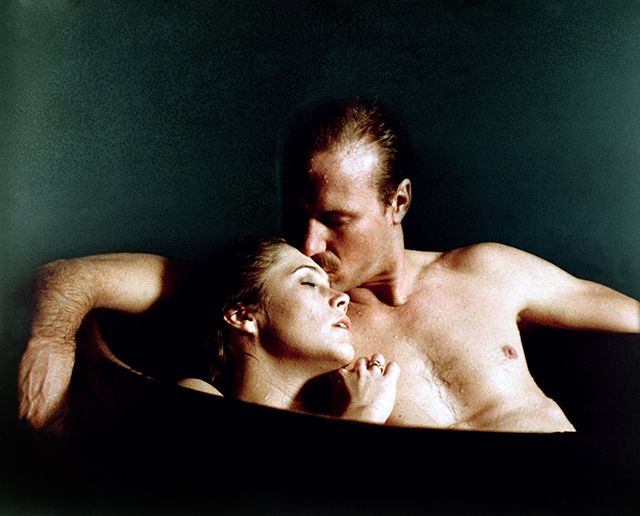 D5MRCW KATHLEEN TURNER & WILLIAM HURT BODY HEAT (1981)