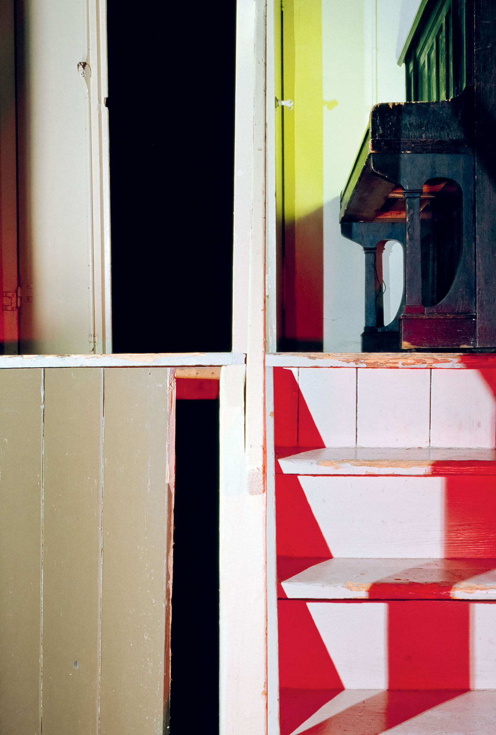 Untitled (15), (2014), from the series Erbgericht. © Andrea Grützner.