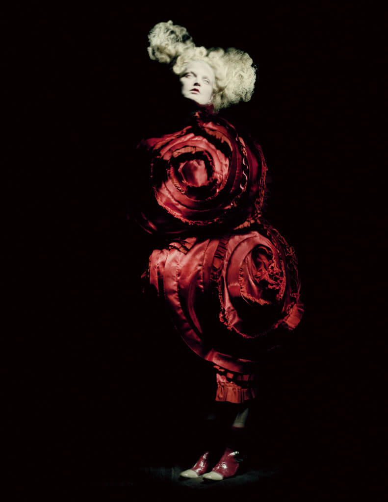 Blood and Roses, spring/summer 2015; Courtesy of Comme des Garçons. Photograph by © Paolo Roversi; Courtesy of The Metropolitan Museum of Art.