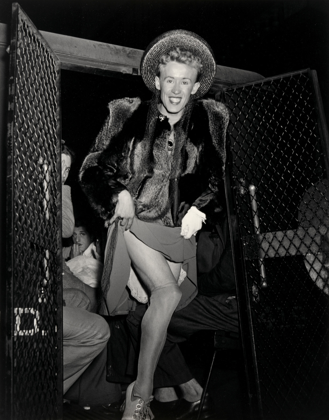 weegee-arthur-fellig-gay-deceiver-c-1939-web