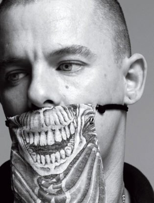Alexander McQueen Steamy Streaming