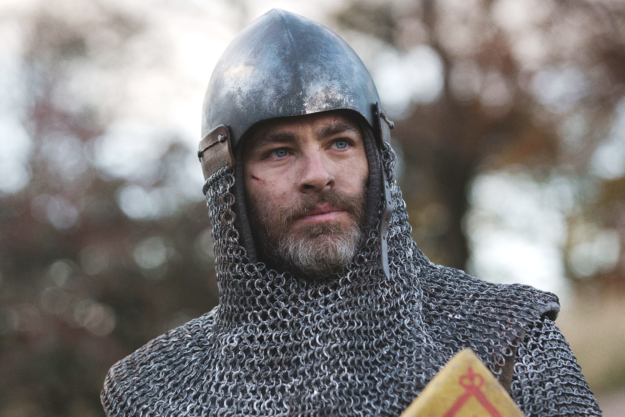 Chris Pine in The Outlaw King