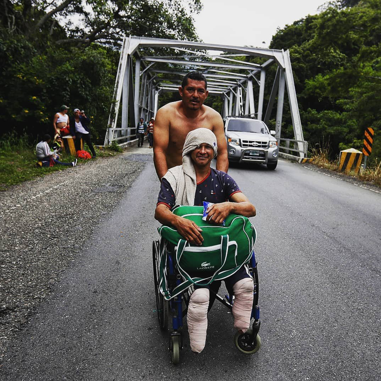 Image of the immigrant caravan from Mexico and Honduras