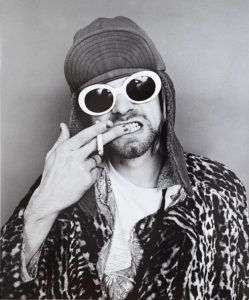 kurt cobain brushes his teeth
