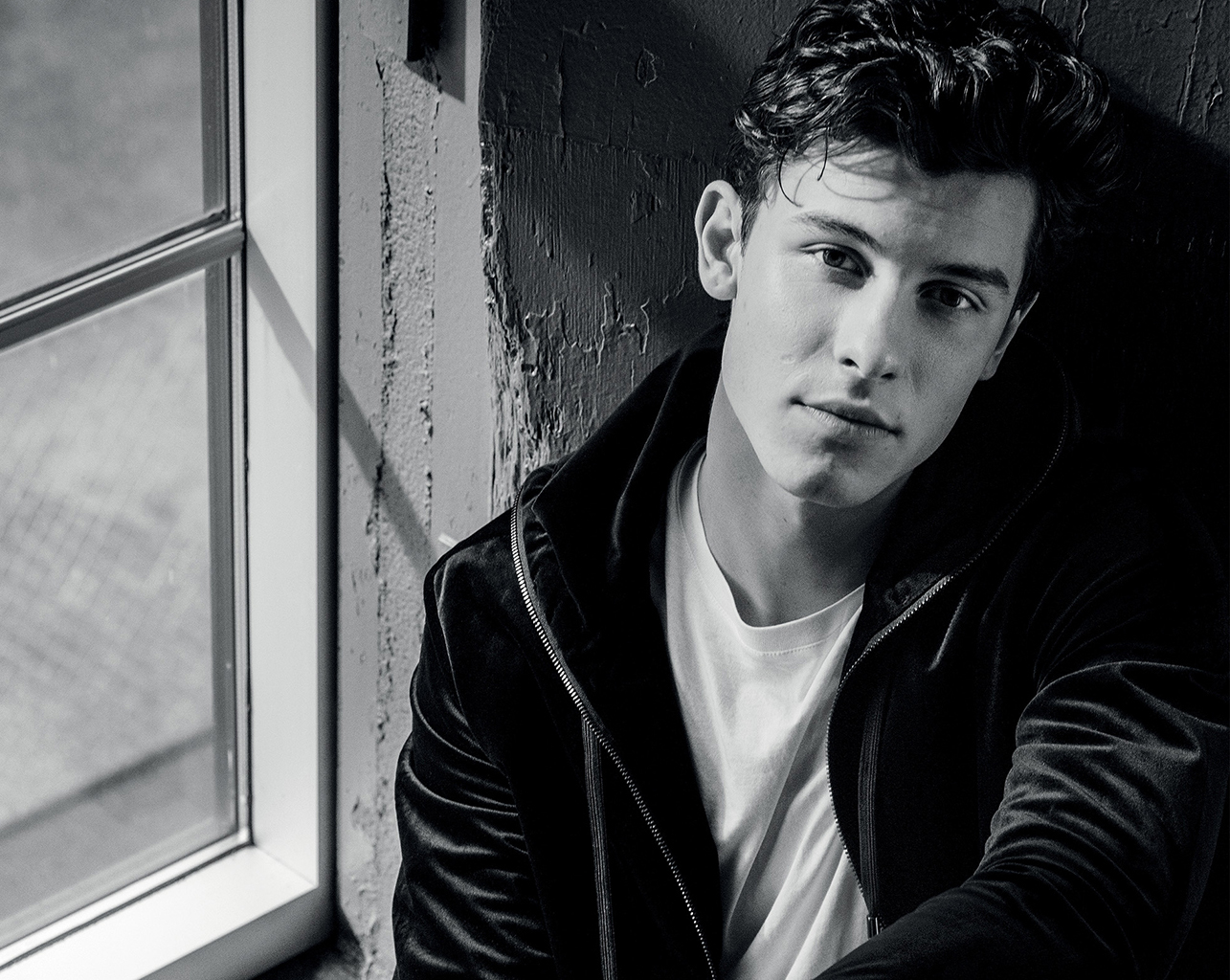 shawn mendes emporio armani