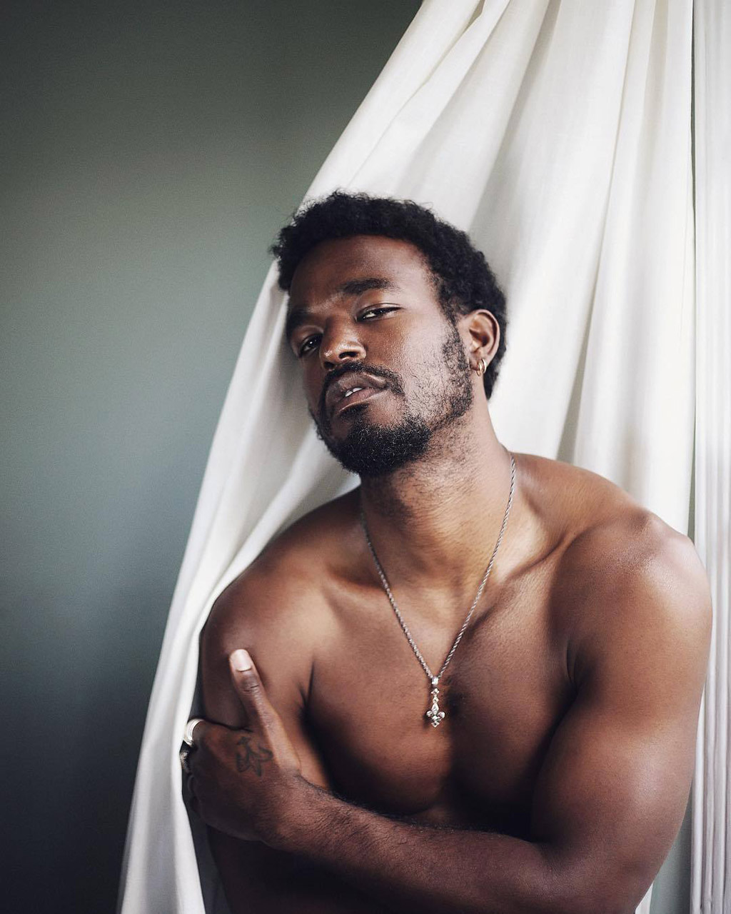Luke James