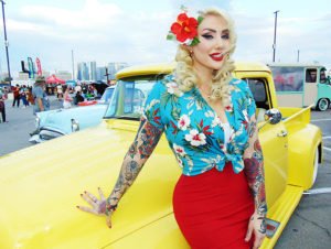 bombshells and dollies