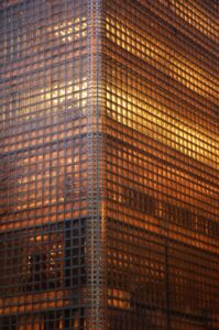 Maison Hermes houses the Fondation by Renzo Piano