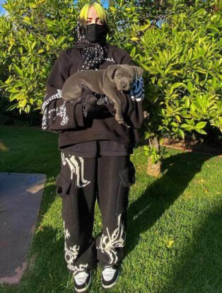 billie eilish and her dog