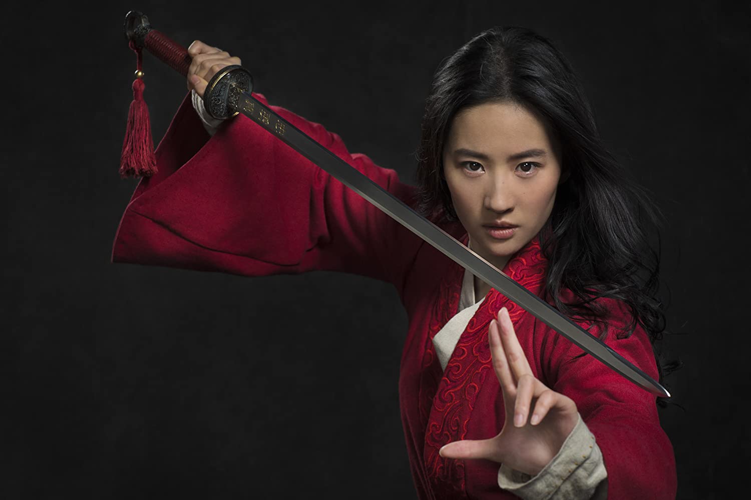 liu yifei as mulan