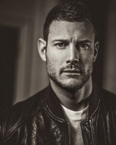 tom hopper portrait