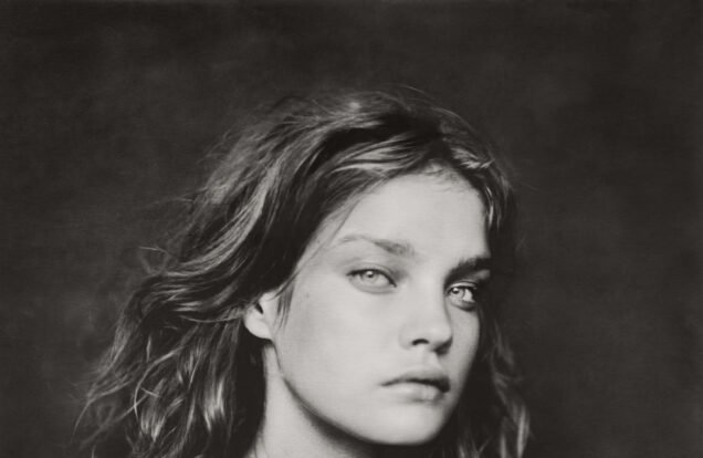 Natalia, Paris 2003 (for Egoïste) © Paolo Roversi; courtesy Pace Gallery