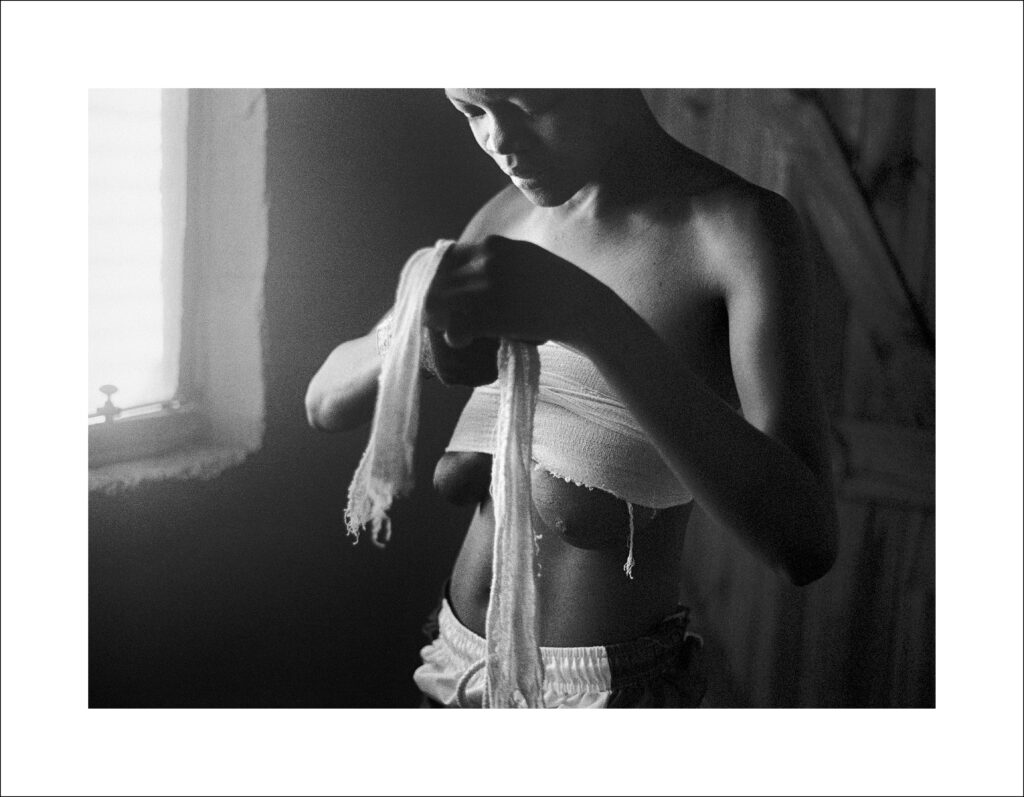 <strong>Zanele Muholi (b.1972) ID Crisis 2003 Photograph, gelatin silver print on paper 325 x 485 mm Courtesy of the Artist and Stevenson, Cape Town/Johannesburg and Yancey Richardson, New York © Zanele Muholi</strong>