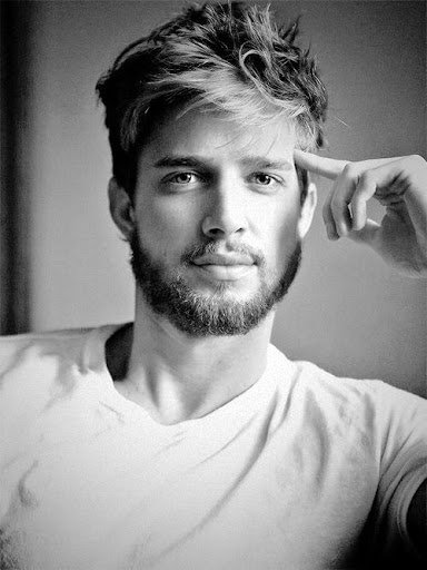 Drew van Acker