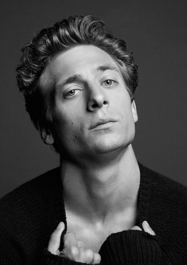 Jeremy Allen White