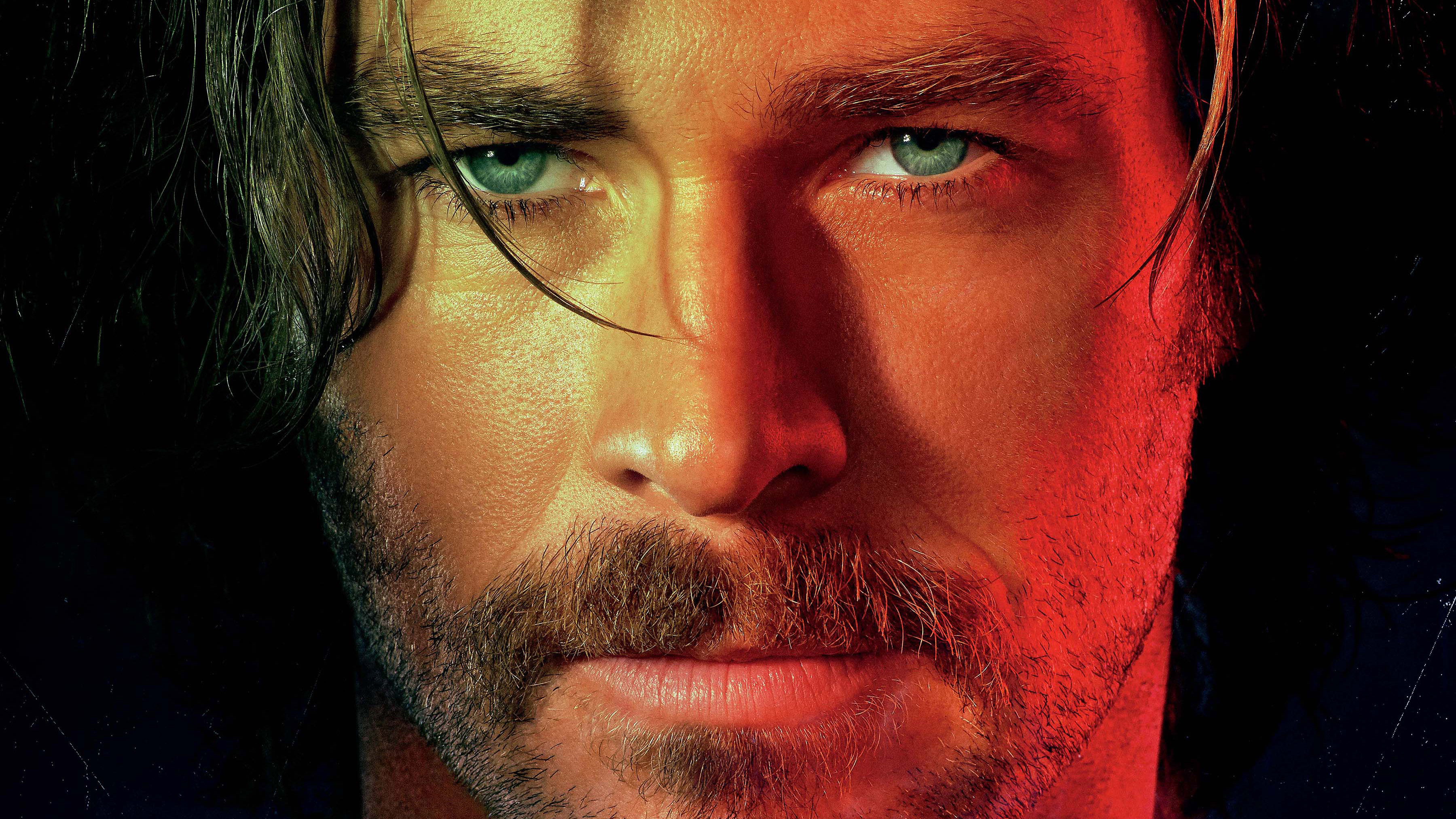 chris hemsworth bad times at the el royale