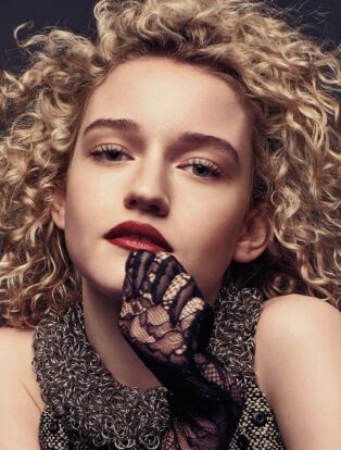 Julia Garner