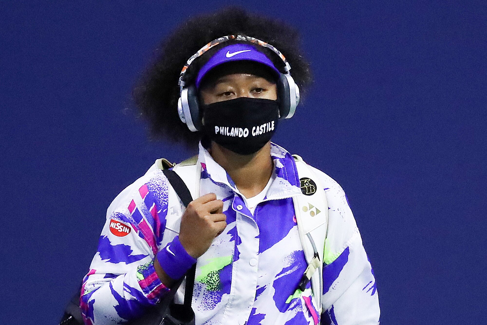Naomi Osaka wearing names of victims of covid on her mask