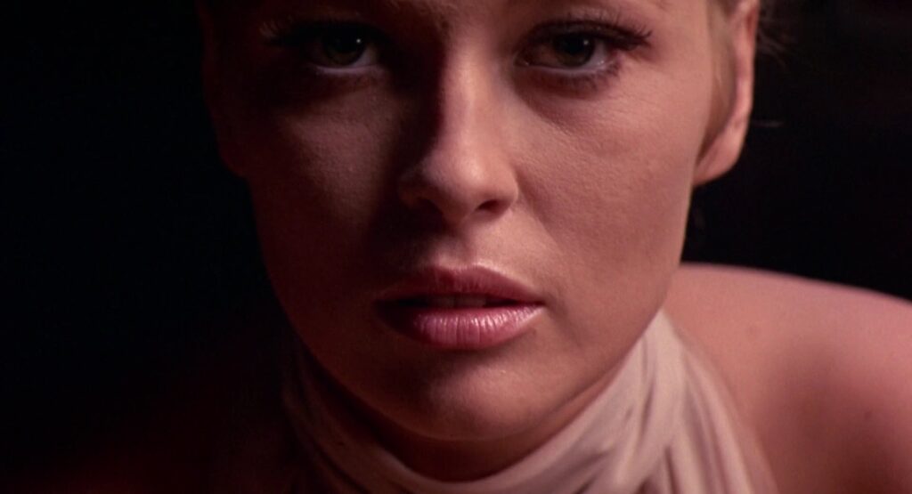 Faye Dunaway