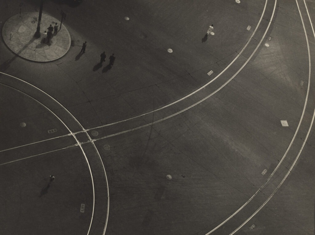 André Carneiro. Rails (Trilhos). 1951. Gelatin silver print, 11 5/8 × 15 9/16 in. (29.6 × 39.6 cm). The Museum of Modern Art, New York. Acquired through the generosity of José Olympio da Veiga Pereira through the Latin American and Caribbean Fund. © 2020 E