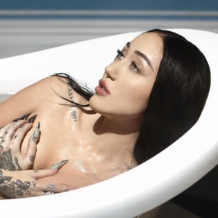 noah cyrus