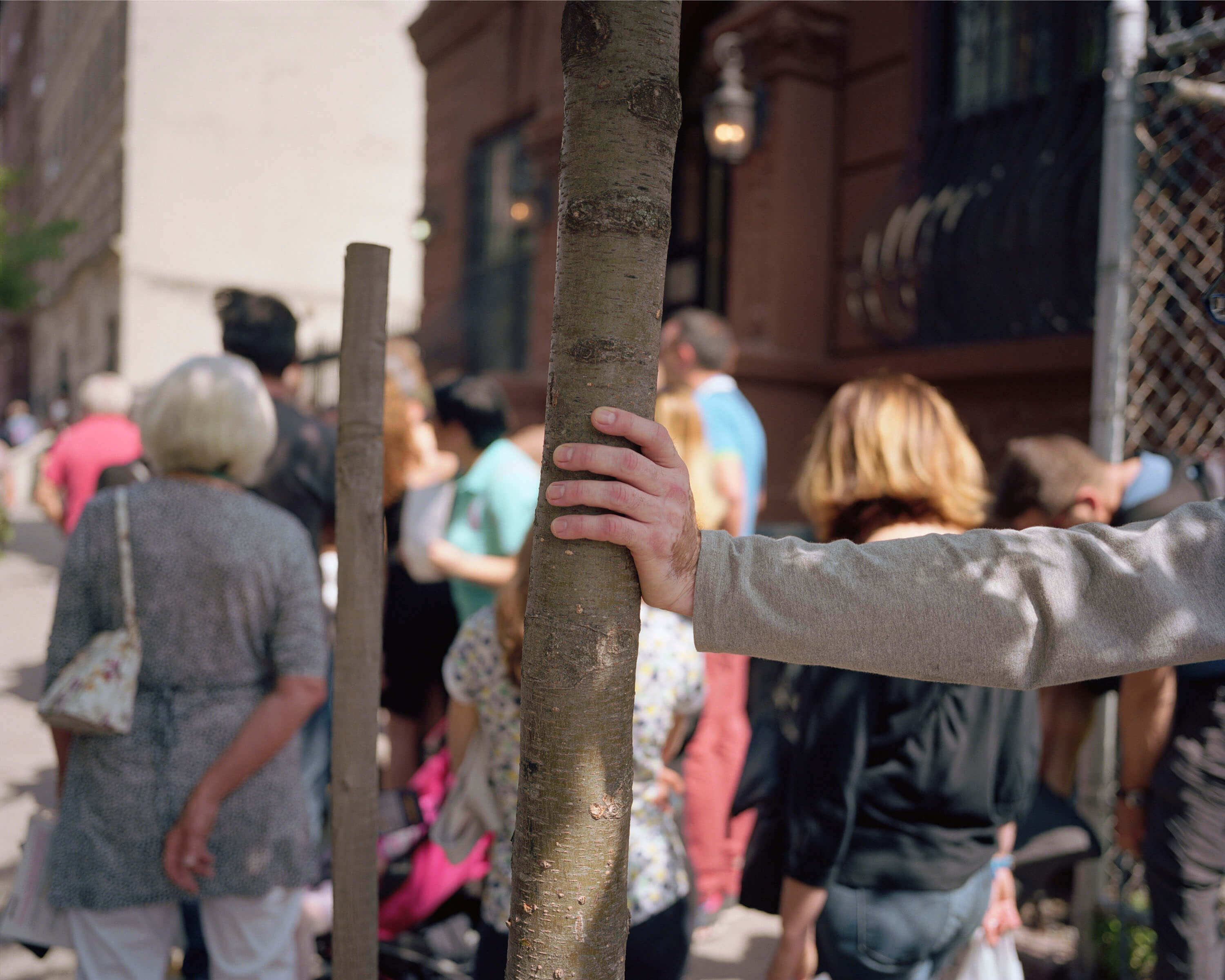 Tourists, Abyssinian Baptist Church, Harlem, NY, 2016 Two pigmented inkjet prints (printed 2019) Collection of the artist; courtesy Sean Kelly Gallery, New York; Stephen Daiter Gallery, Chicago; and Rena Bransten Gallery, San Francisco