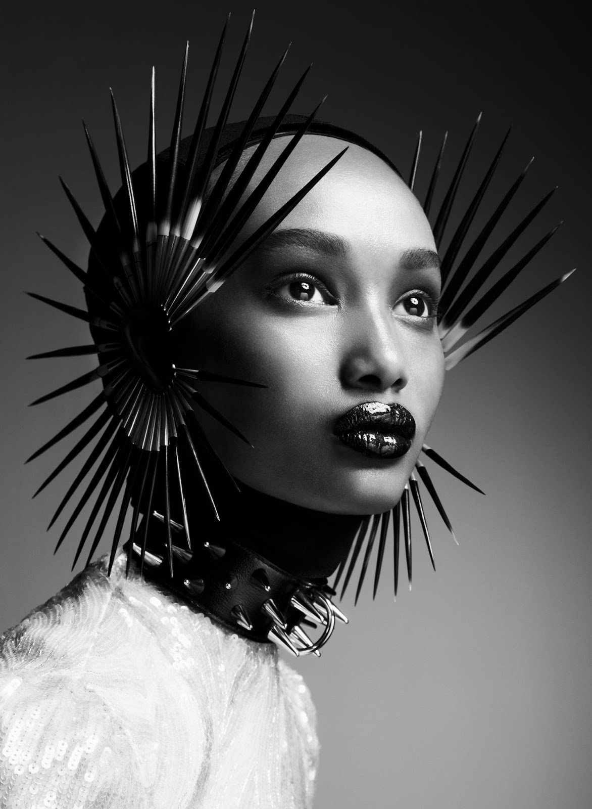 Model-Ugbad-in-Spike-Headress