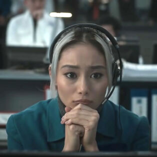 Goldshifteh Farahan as Aneesha Malik in Invasion
