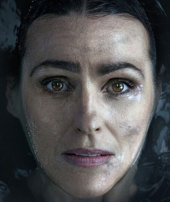 Suranne Jones underwater as Amy Silva in Vigil.jpeg