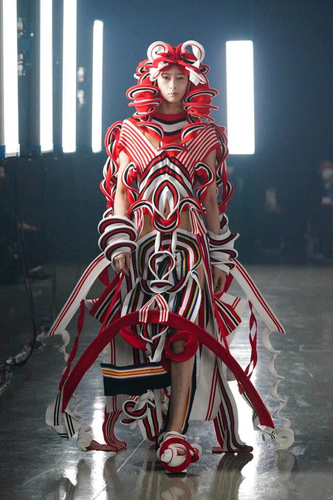 Tokyo Fashion Week Ryunosukeokazak Runway SS '22