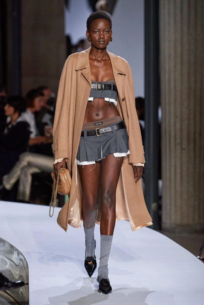 Miu_Miu_Spring_Summer_2022_Camel Coat Runway Look