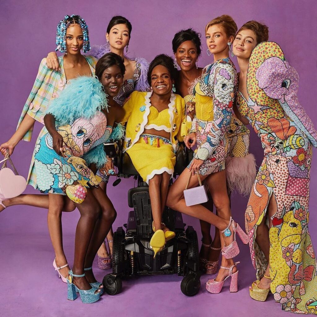 Moschino_Spring_Summer_2022