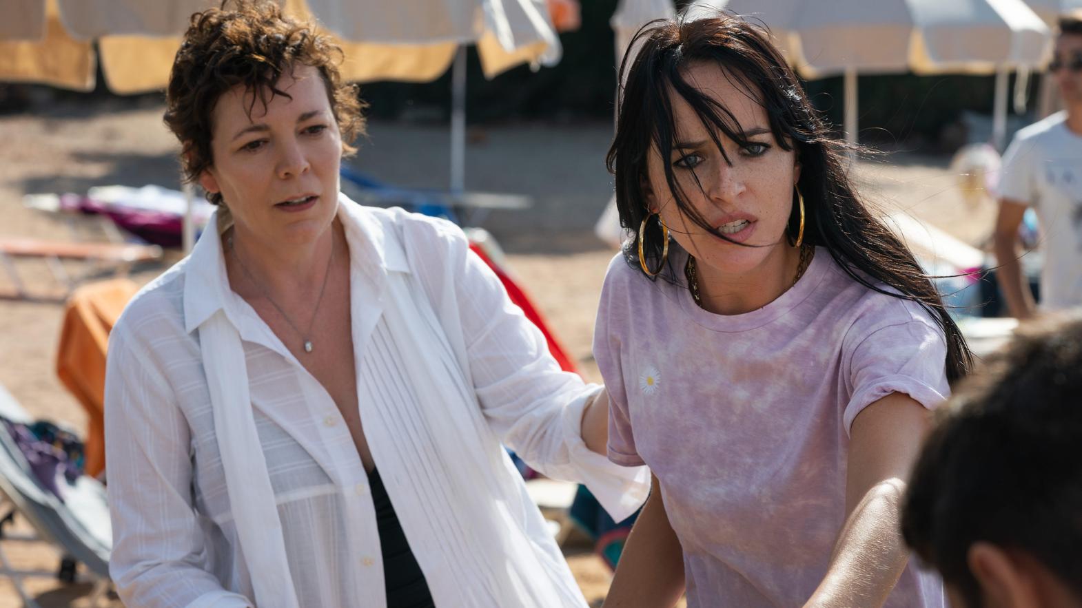 The Lost Daughter Starring Olivia Coleman and Dakota Johnson