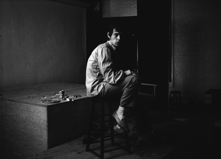 Mick_Jagger,_Lunch_Break,_1966