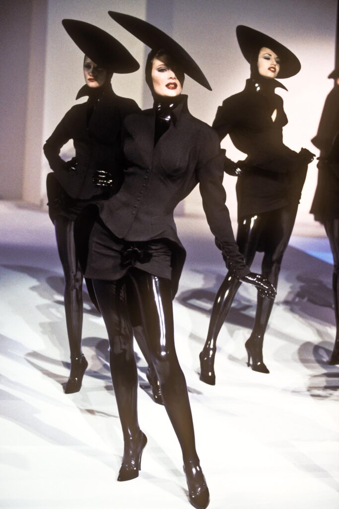 Thierry Mugler Women Ready to Wear Winter, 1995. Photo by Guy Marineau