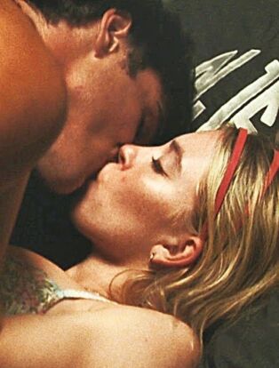 Sydney Sweeney and Jacob Elordi Kissing in Euphoria Sex Scene