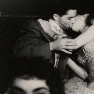 Weegee, Lovers at the movies, New York, 1943. Courtesy of ICP_Getty Images