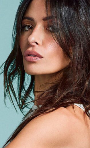 SARAH SHAHI SIDE PROFILE